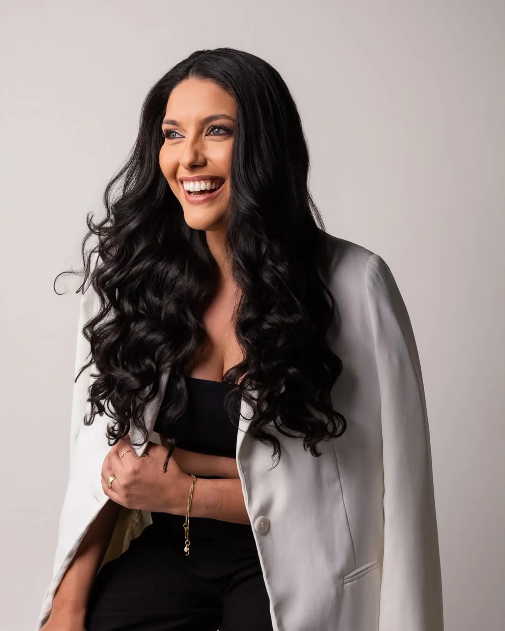 Dra. Ingridy sorrindo